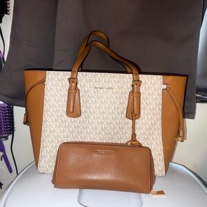 Michael Kors Brown and Cream Signature Tote Set